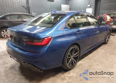 2021 BMW 330I xDrive z USA, uszkodzony, nr VIN 3MW5R7J03M8B83678